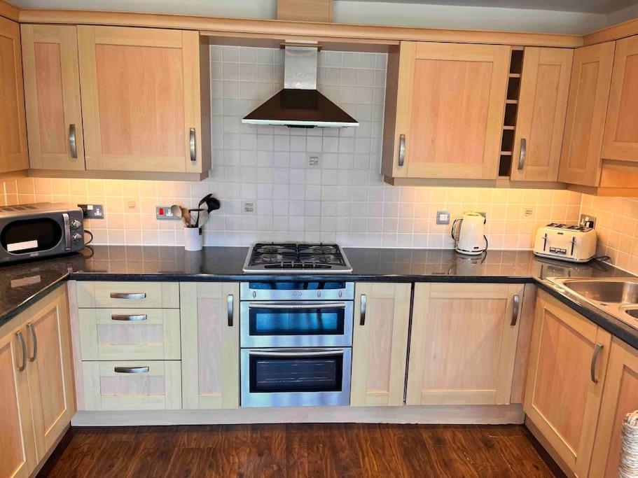2Bed With Pool & Sea View Apartment 뉴키 외부 사진